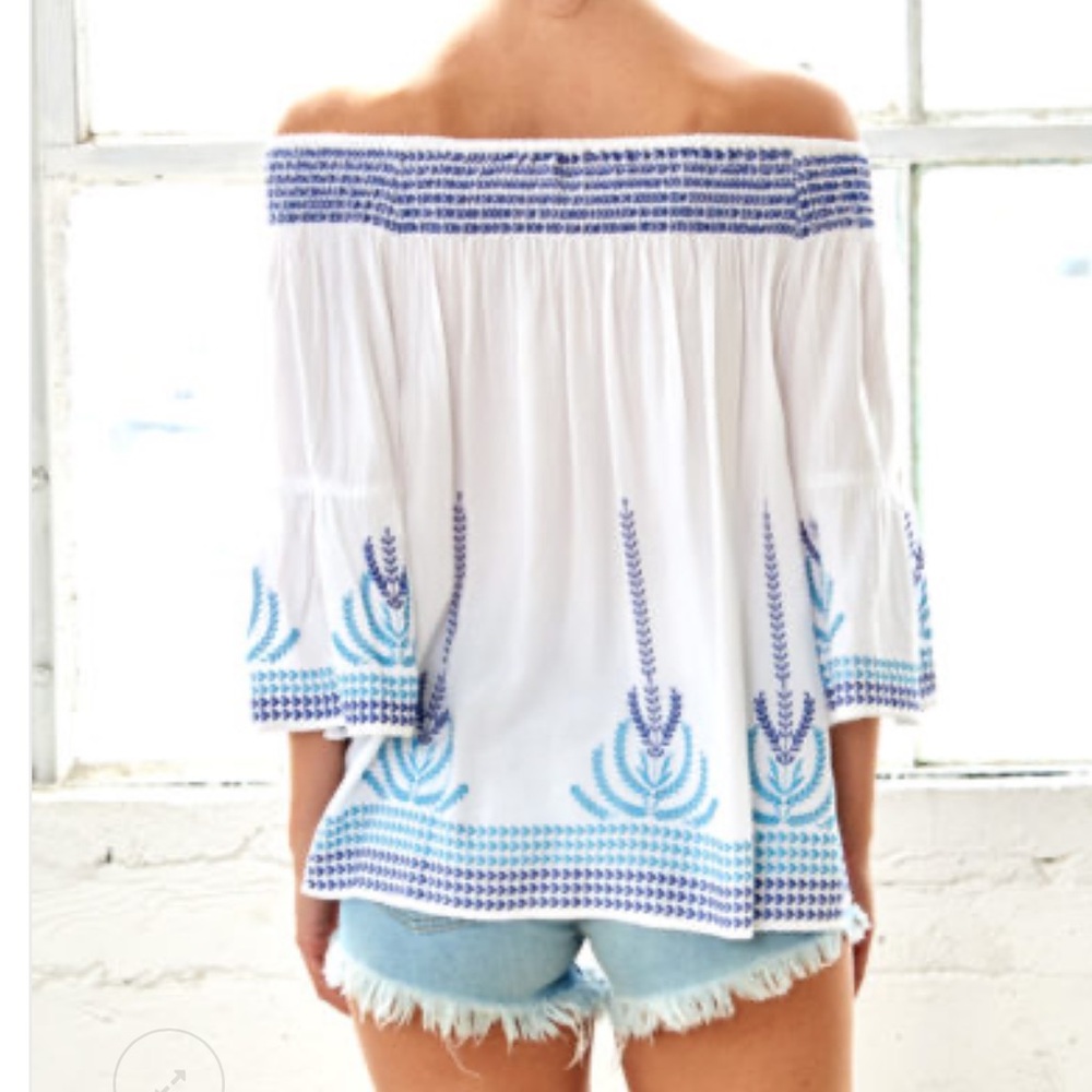 NWT Hazel Freddie smocked off the shoulder top - Picture 2 of 10